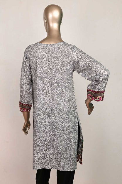 P-117-21F-DAIRY FUSHIA | PRINTED & EMBROIDERED VISCOSE KURTI