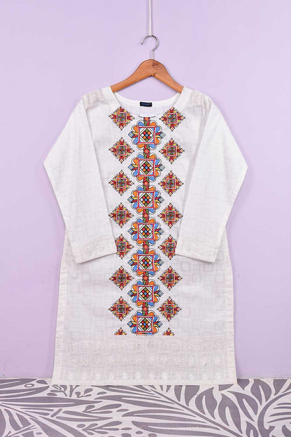 P-262-19-White-Maze - Cambric Embroidered Kurti