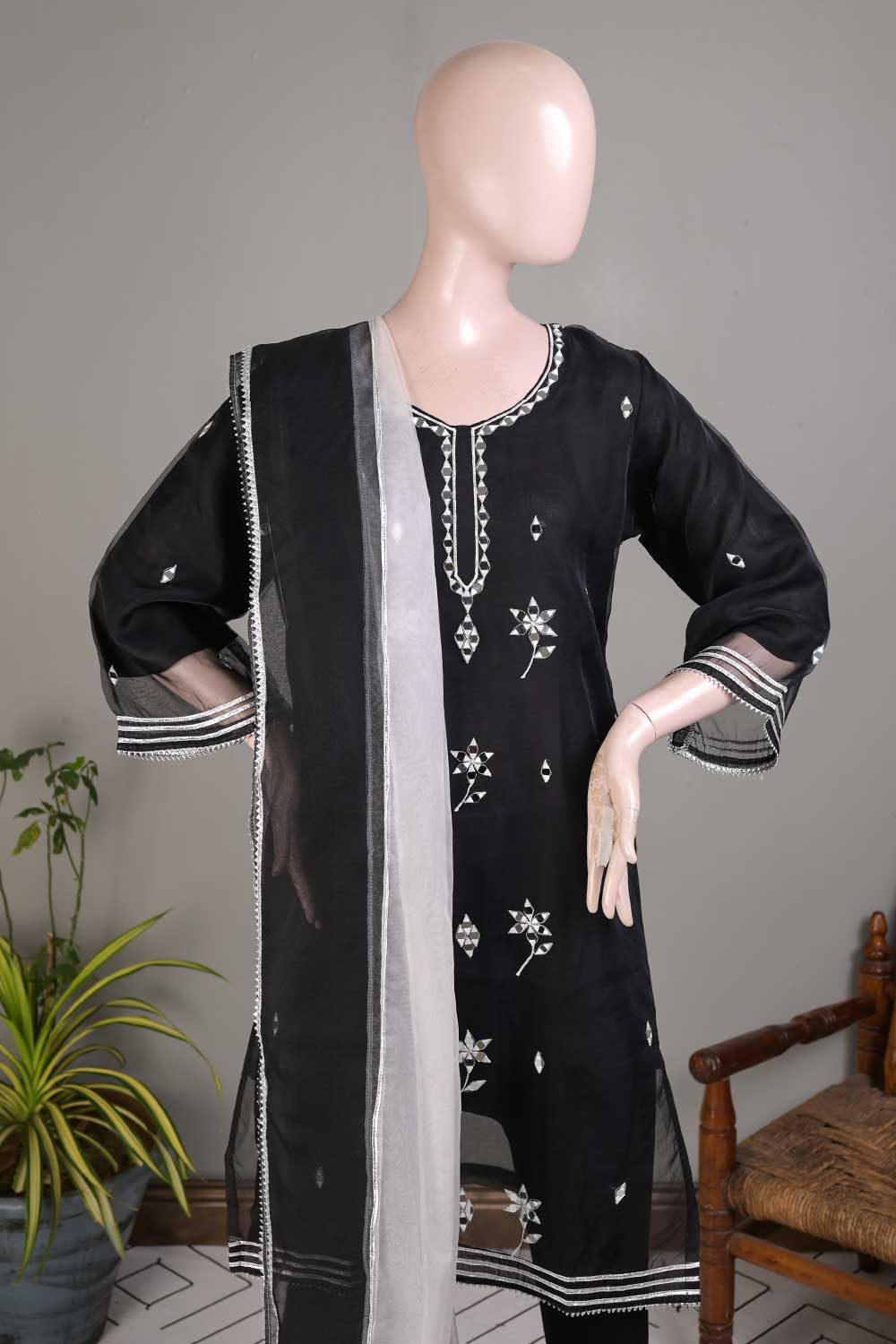 Organza 2pc Stitched Kurti with Organza Dupatta- 2Pc Black Organza 2 (P-52-20-Black)