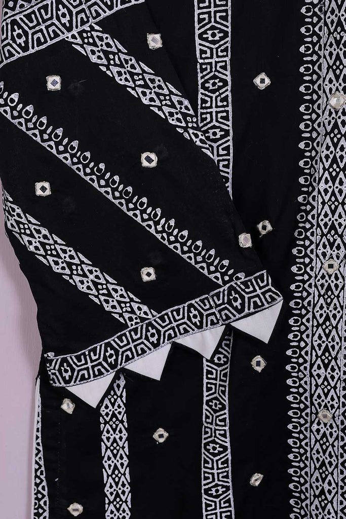 Black 2PC (P-63-21-Black & White) - Printed Shirt With Mirror Work With Printed Dupatta With Mirror Work