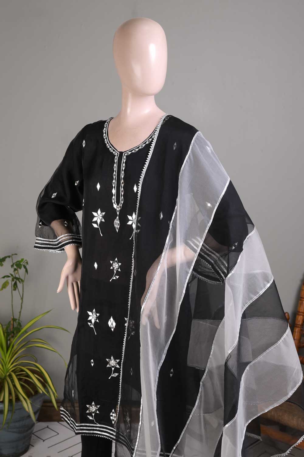 Organza 2pc Stitched Kurti with Organza Dupatta- 2Pc Black Organza 2 (P-52-20-Black)