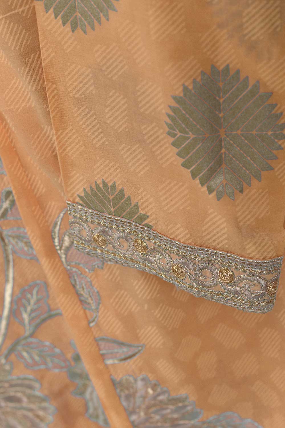 Cambric Printed & Embroidered Kurti - Finger Print (P-254-19-Peach)