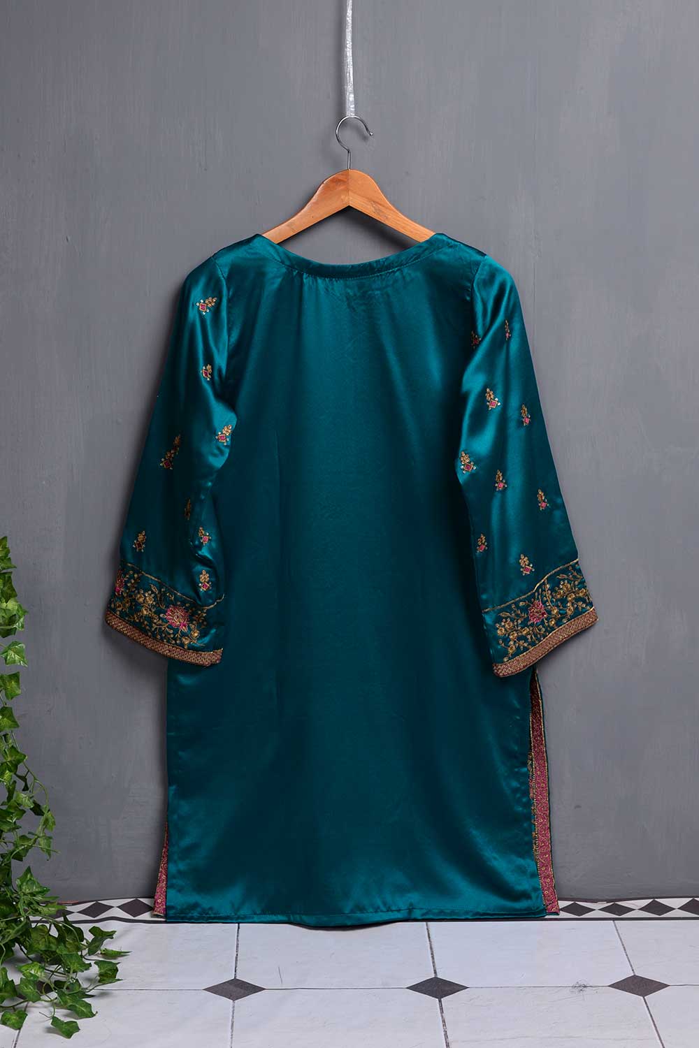 Silk Embroidered Kurti – Mountain (P-19-20-Turquoise)