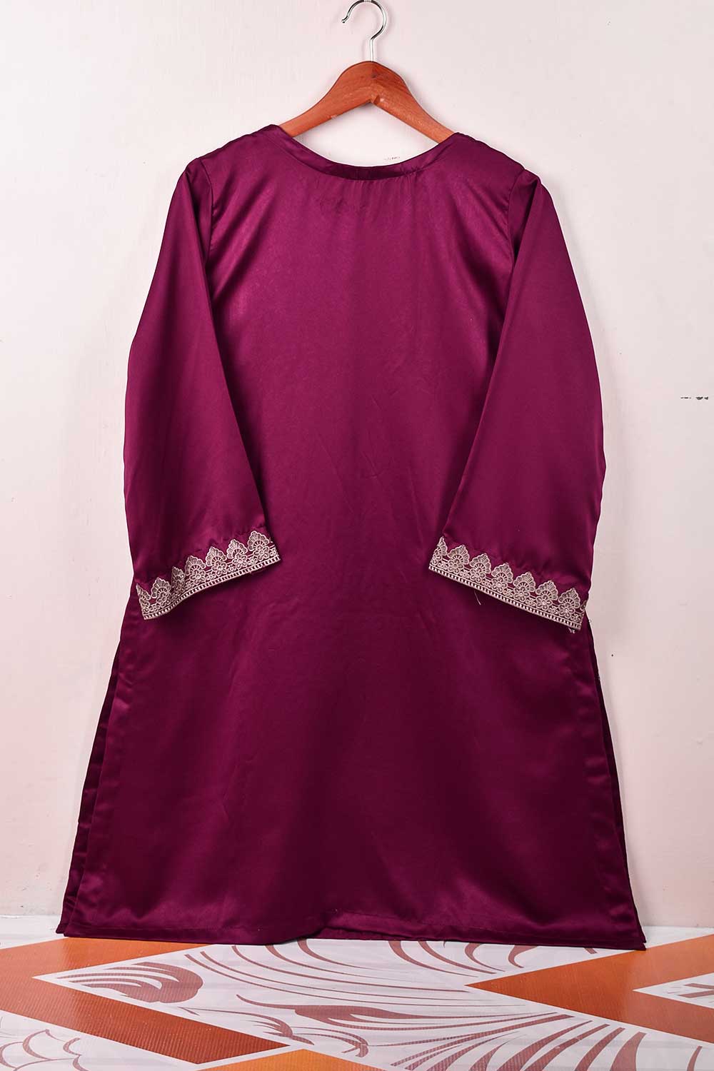 Silk Embroidered Kurti – Podrum (P-41-21-Magenta)